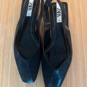 Zara Black Heels with Sleek Design